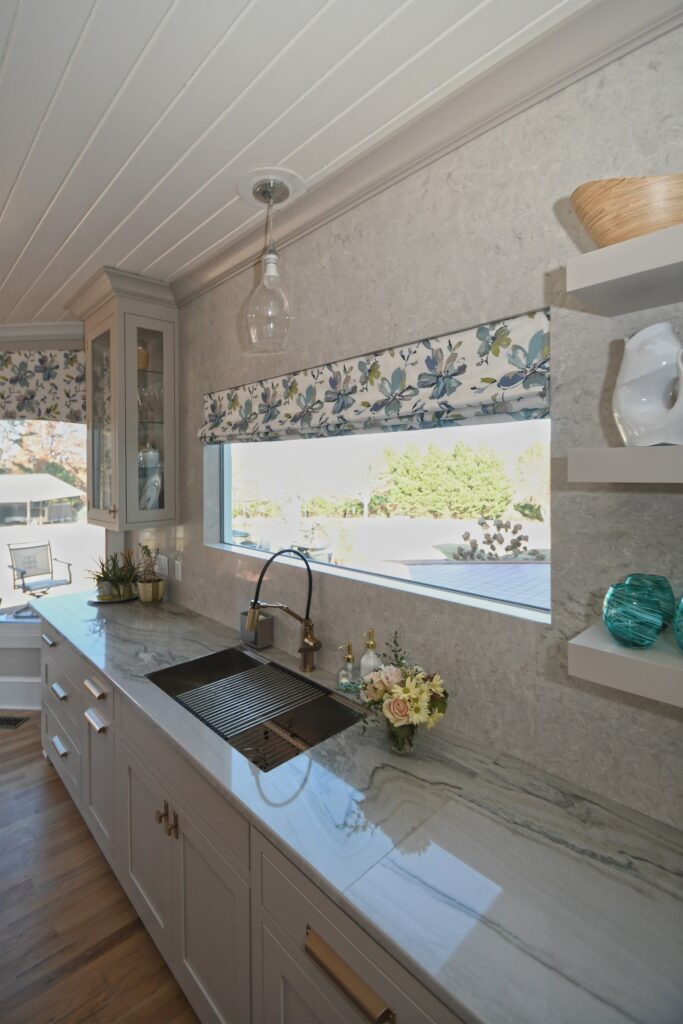  Chattanooga, TN kitchen with motorized Roman shade installed above the kitchen sink