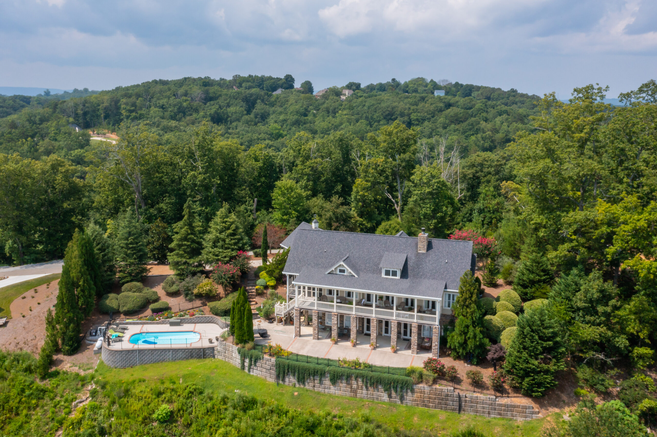 gorgeous mountain home in chattanooga tn with pool and brick details